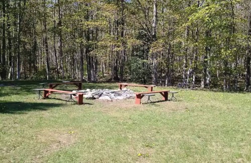 Wiarton Apartment | Cozy Comfort Double Room 09 – Peninsula Motel, Minutes from Wiarton Waterfront