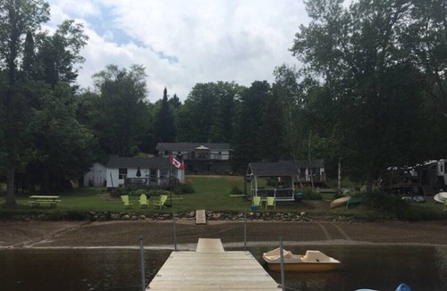 Unorganized Centre Parry Sound Cottage | COZY COMMANDA LAKE COTTAGES