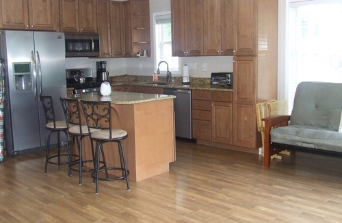 Lake Luzerne-Hadley House | Cozy Cottage located right on the Hudson River - PERFECT FOR 2