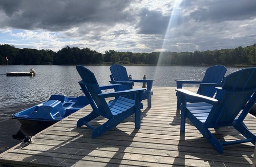 Seguin Cottage | Cozy cottage retreat + Bunkie with the perfect western exposure waterfront