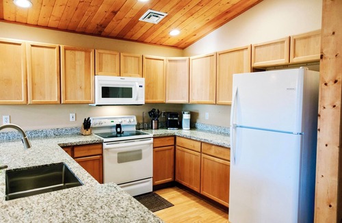 Overgaard Cabin | Cozy Family Cabin in Overgaard Pines w/ Fire Pit & EV Charger