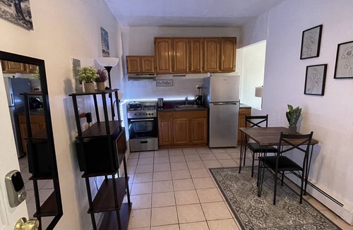 Freeport Apartment | Cozy Freeport Retreat/8 min Loffs Lake/Pets 🐶