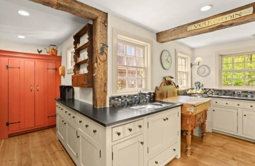 Lewisboro House | Cozy Historic Estate on 3 acres with Chef's Kitchen, Fireplaces, Pool, Hot Tub