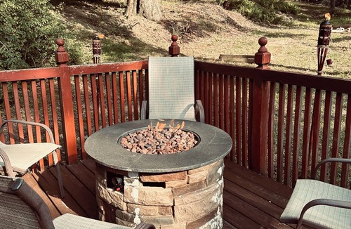 Brockton House | Cozy Home! Close to the Ski Blue Mountain, the Poconos, and Jim Thorpe.