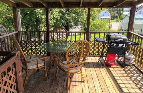 Oakland Mills House | Cozy Home close to town/50 minutes to Penn State.n