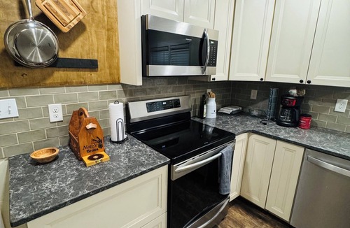 Harrington House | Cozy home in Milford/Harrington for relaxing stays!