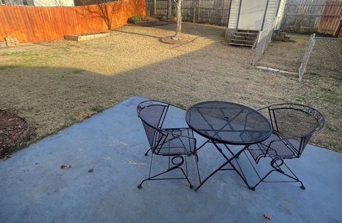 Opelika House | Cozy home in Opelika/Easy interstate access/Short drive to downtown and Auburn.