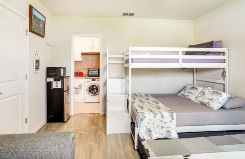 Nichols Apartment | Cozy Lakeland Vacation Rental w/Pool Access!