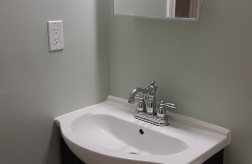 Armdale House | Cozy Living in Basement Room on a Budgetn