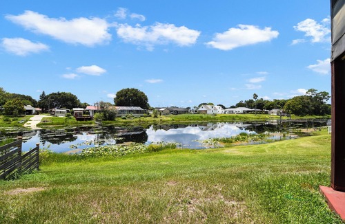 Crooked Lake Park House | Cozy on Crooked Lake - Lakefront & Pet Friendly