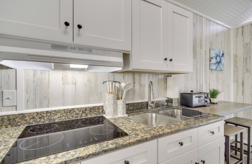 Picayune Cottage | Cozy Picayune Rental Home ~ 11 Mi to Space Center!