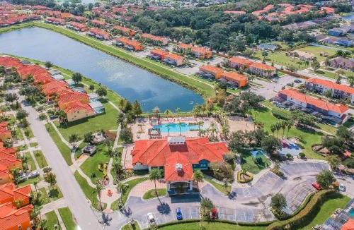 Bellavida House | Cozy Pool Townhouse near to Disney - Bella Vida