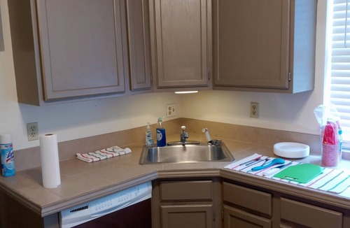 Pittsburgh Apartment | Cozy private apartment with short walk to Stadium and restaurants.