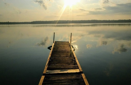 Grey Highlands Cottage | Cozy, quiet cottage on Lake Eugenia - only 5 mins from Beaver Valley Ski Resort.
