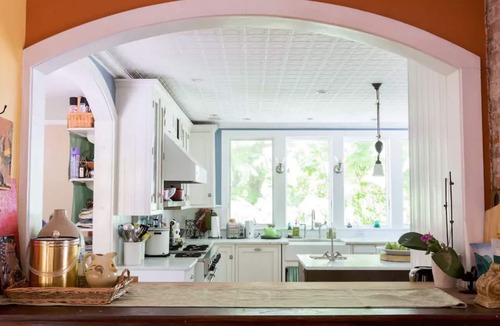 Garrison House | COZY RETREAT : HOT TUB, SAUNA, POOL + MORE