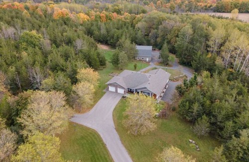 Greater Napanee House | Cozy Retreat On The Eastside Estate (8guests)