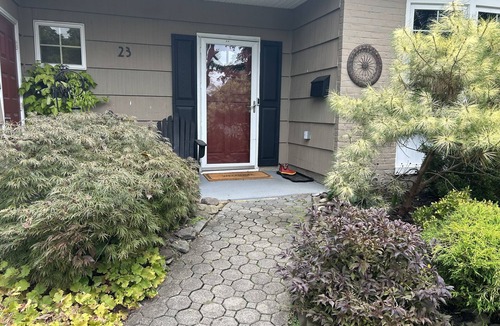 Huntington House | Cozy retreat with fenced in yard—centrally located in the heart of Long Island.