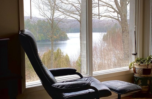 Highlands East Cabin | Cozy, rustic, 2-bedroom lake view retreat