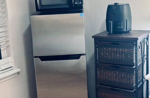 Southeast Orlando Apartment | Cozy & Serene Furnished Orlando Studio with Bath & Kitchenette