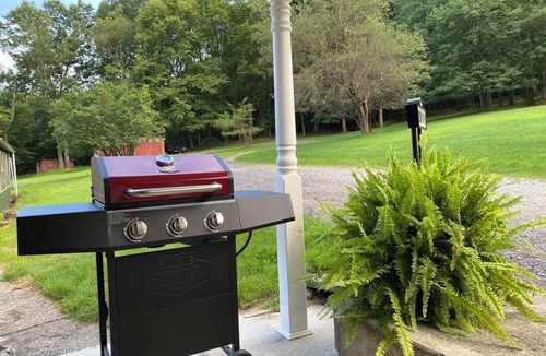 Brockton House | Cozy & Spacious Home, Mountain & River Views, Train Service to Jim Thorpe