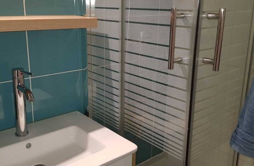 Bussy-Saint-Georges Apartment | Cozy Studio near Disneyland and Paris