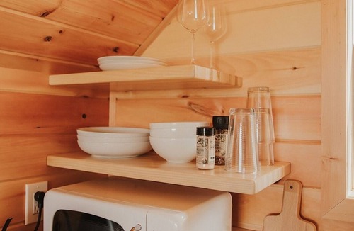 Hector Apartment | Cozy Tiny Cabin Getaway in the Finger Lakes!