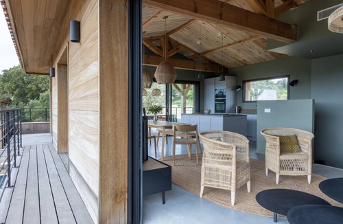 Pianotolli-Caldarello Villa | Cozy wooden villa, with pool, sea view, close to beaches