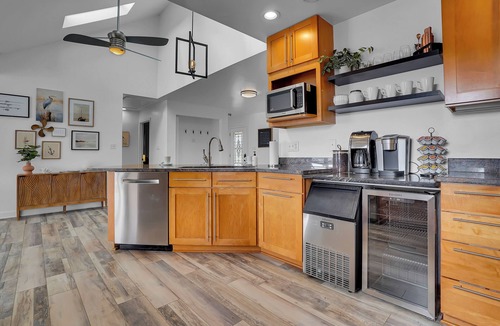 Chester House | Crab Alley | Waterfront Home + Hot Tub + Game Room