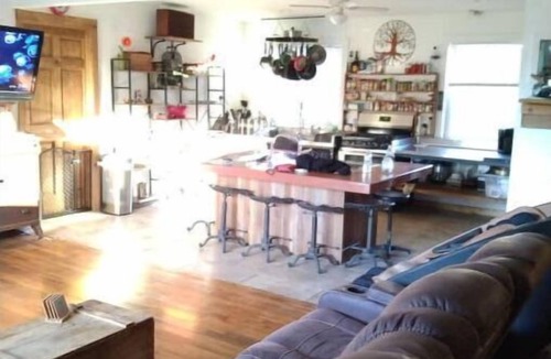 Canandaigua House | Creeks Edge offers full access to charming 8 acres along the river.