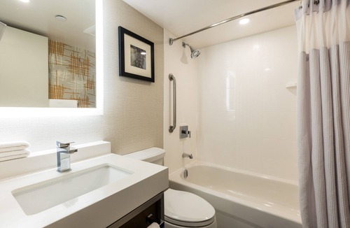 Etobicoke Hotel | Crowne Plaza Toronto Airport by IHG