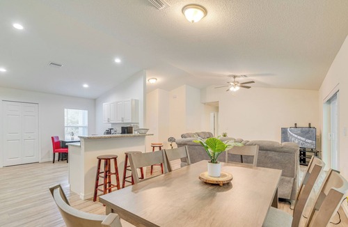 Crystal River House | Crystal River Home w/Lanai + Hot Tub