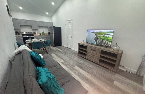 Crystal River Apartment | Crystal River Retreat -UnitB
