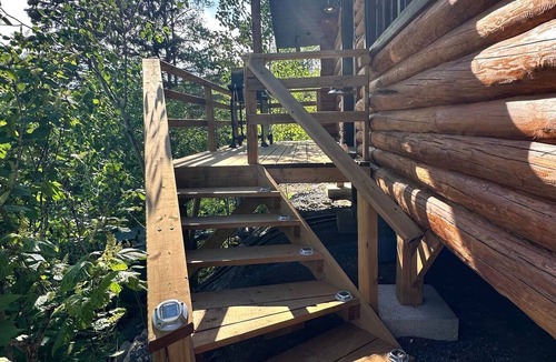 Northern Ontario Cabin | Cut-in-Half Cabin near Kenora, Ontario