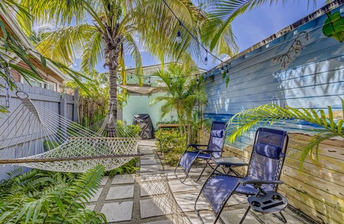 Lake Worth Apartment | Cute & modern studio apartment in prime location in downtown Lake Worth Beach!