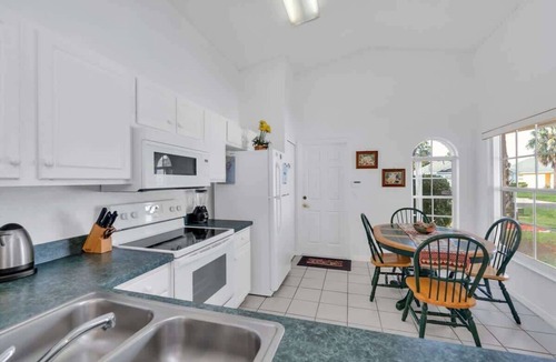 Indian Ridge House | Cute Vacation Home Very Close to Disney