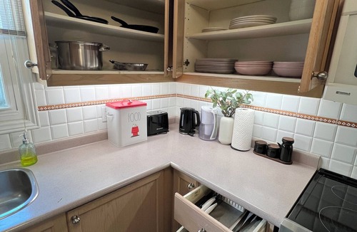 Central Erin Mills House | Daisy house: 3BR/2.5BATH House - Central Erin Mills - UTM&Airport&Square one
