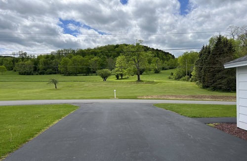 Fly Creek House | Day House Close to Cooperstown and CDP, pristine clean