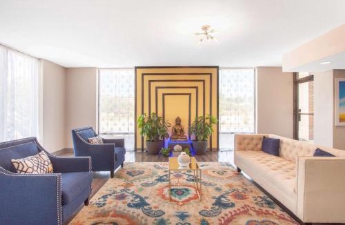 Clinton Hotel | Days Inn by Wyndham Clinton - Laurens I-26