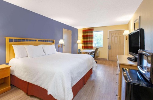 Grantville Hotel | Days Inn by Wyndham Grantville