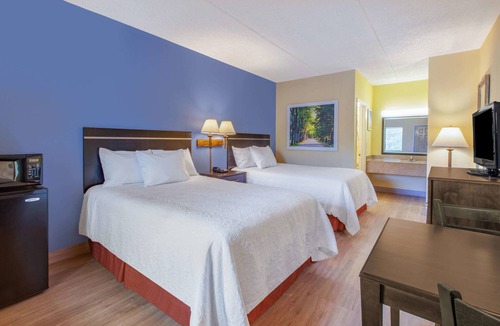 Grantville Hotel | Days Inn by Wyndham Grantville Hershey North