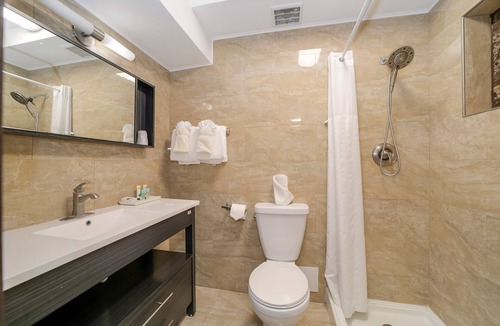 Central Beach Hotel | Deco Boutique Hotel