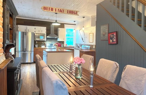 Unorganized Centre Parry Sound Other | DEER LAKE LODGE: A Historic Gem