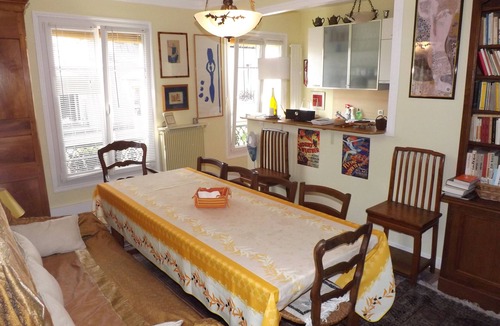Les Halles Apartment | Delicious and bright apartment in The Heart of Paris Center