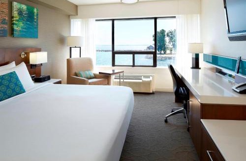 Kingston Hotel | Delta Hotels by Marriott Kingston Waterfront