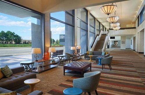 Etobicoke Hotel | Delta Hotels by Marriott Toronto Airport & Conference Centre
