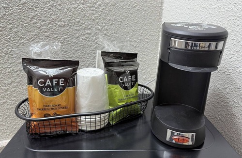 Tucson Hotel | Deluxe King Room — Affordable Comfort Near Tucson Airport & Free Parking