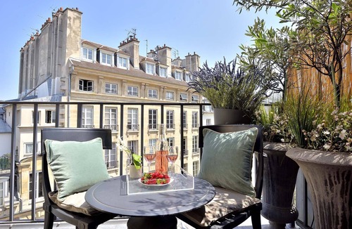 Paris City Center Apartment | Deluxe Penthouse w/Balcony in the Historic Heart of Paris, Perfect for 2