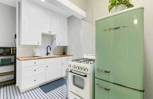 Iron Horse Historic District House | Desert Fox Retreat| Walk to Congress| Free Parking
