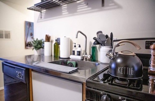 Riverside House | Desert Ruby-Walking distance to ASU-Cozy Apartment