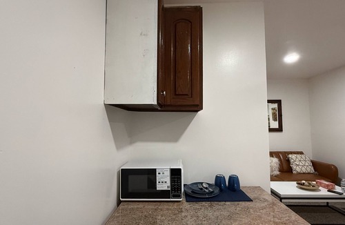 North Massapequa House | Designer 2 Rooms Modern Luxury Pad- 0 Cleaning Fee